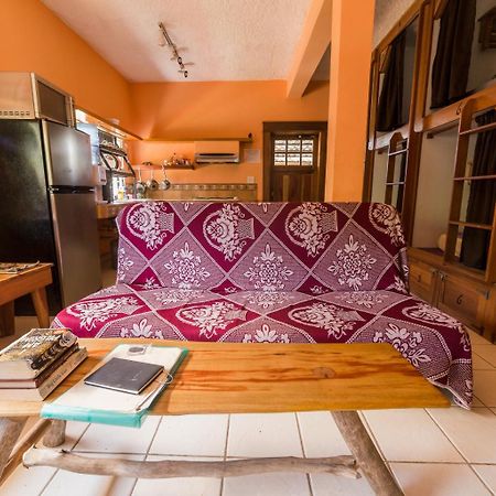 Hostel A Piece Of Ground Punta Gorda Exterior foto